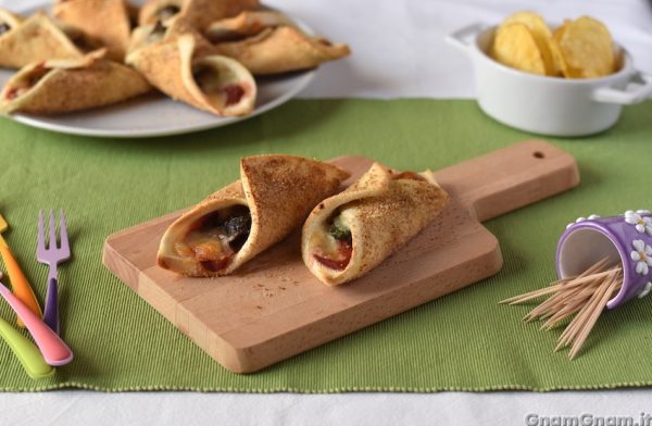 Cannoli di pane per tramezzini