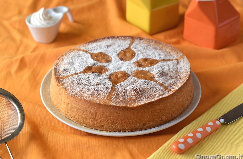 Torta alla panna montata