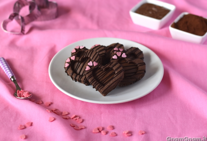 Biscotti di San Valentino al cioccolato Foto finale