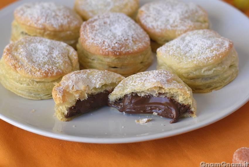 Finti bomboloni di pasta sfoglia Foto finale