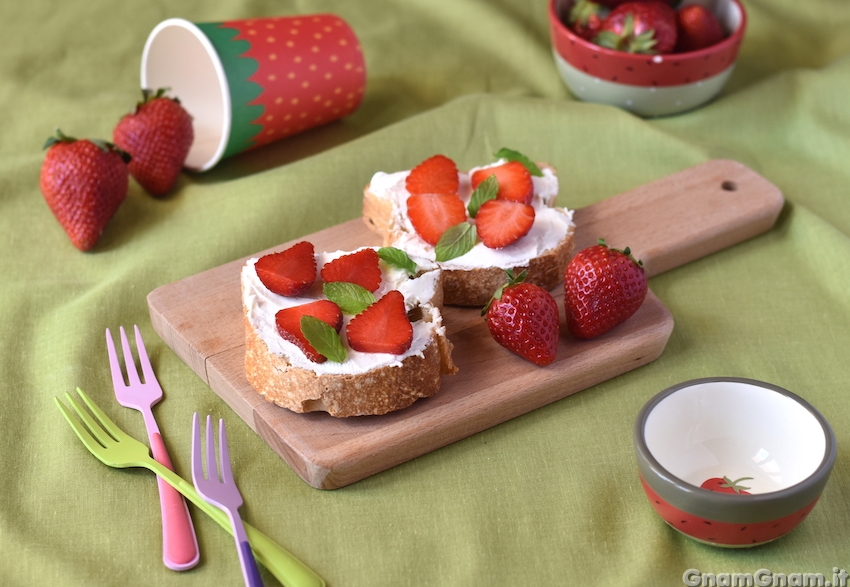 Bruschette alle fragole