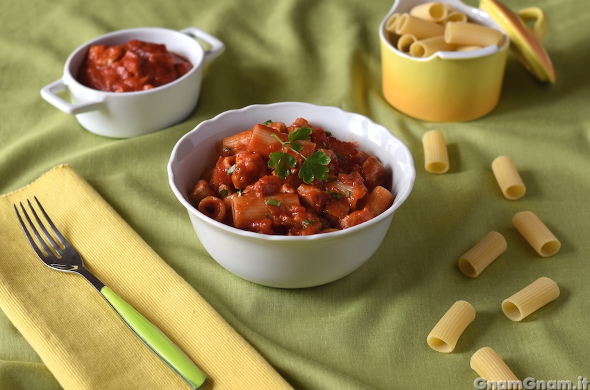 Pasta al ragù di tonno