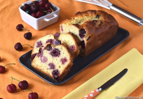 Plumcake alle ciliegie