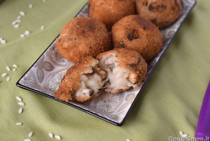 Arancini di riso patate e cozze Foto finale