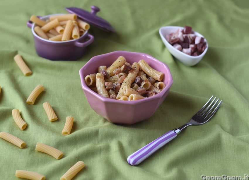 Pasta con pancetta