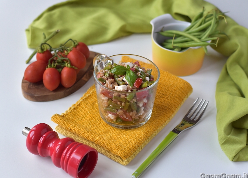 Insalata farro fagiolini e feta