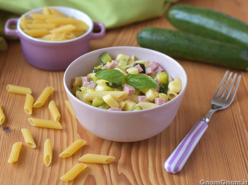 Pasta fredda con zucchine