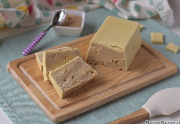 Torrone dei morti bianco