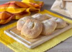Panini al cucchiaio: la ricetta furba senza planetaria, bastano una ciotola e un cucchiaio